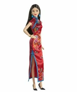 BARBIE LUNA NEW YEAR DOLL -CRAYOLA Shop 887961916065 5