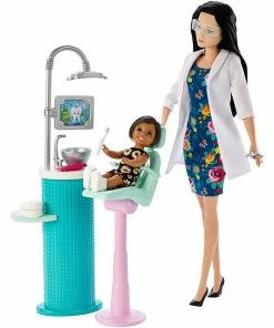 BARBIE CAREER DOLL & PLAYSET DENTIST DARK HAIR