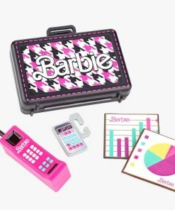 BARBIE REWIND DOLL 80'S CAREER GIRL EDITION 7 BARBIE REWIND DOLL 80'S CAREER GIRL EDITION -CRAYOLA Shop Capture1 174