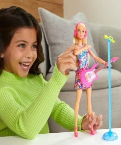BARBIE BIG CITY DREAMS DOLL -CRAYOLA Shop GYJ21 C 21 081 8dd4dc44 8e22 4a64 9948 3a8ab7c94502