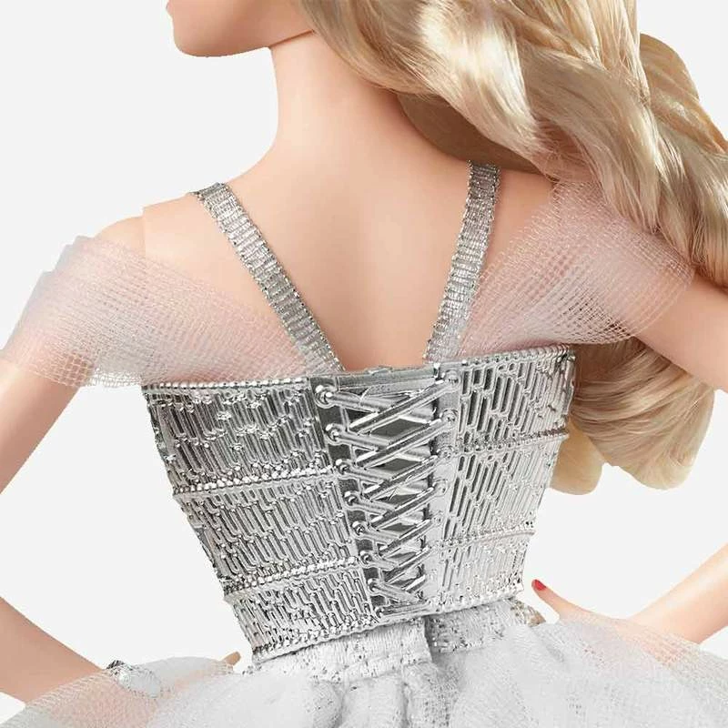 BARBIE 2021 HOLIDAY BARBIE DOLL 6 BARBIE 2021 HOLIDAY BARBIE DOLL - Image 6