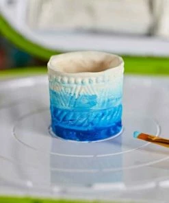 CRAYOLA CLAY SCULPTING STATION -CRAYOLA Shop Image3 isbp07 fc8870da 1622 404c 8fff 1a192de264c1