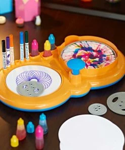 CRAYOLA SPIN & SPIRAL ART STATION DELUXE EDITION -CRAYOLA Shop Image3 w0r0q0 d09abf31 5d2e 4cdd 818a ffa3840fcf7b